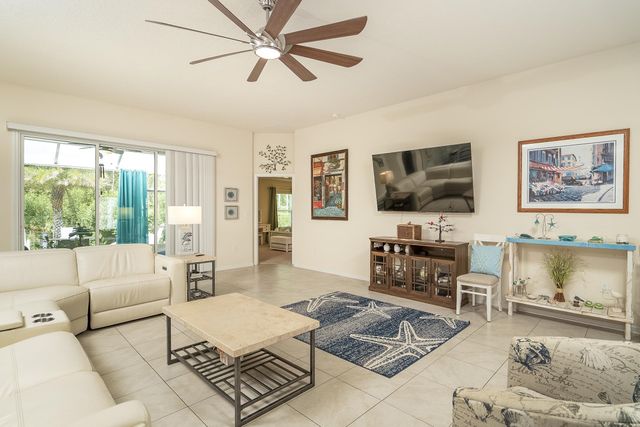 93 Rivertown Rd, Palm Coast, FL 32137