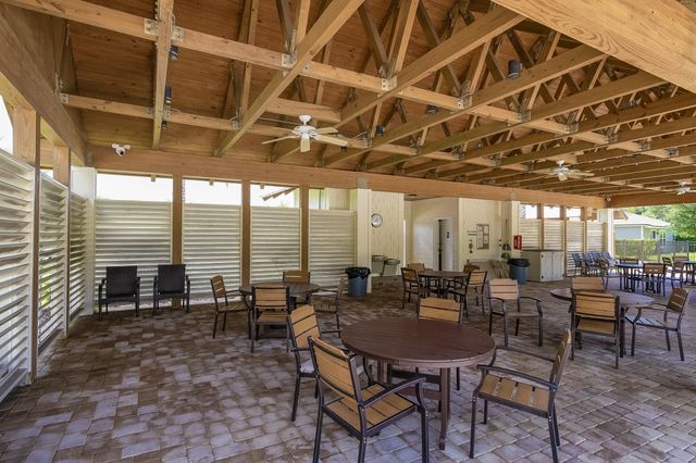 93 Rivertown Rd, Palm Coast, FL 32137
