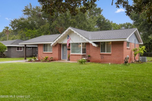 1736 William Harrison Drive, Biloxi, MS 39531