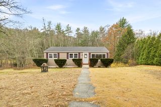 1119 MAMMOTH Road, Pelham, NH 03076
