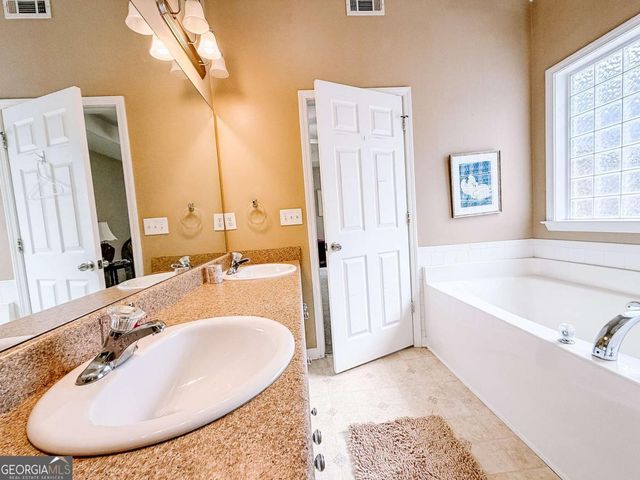 37 Claiborne Trail, Newnan, GA 30263