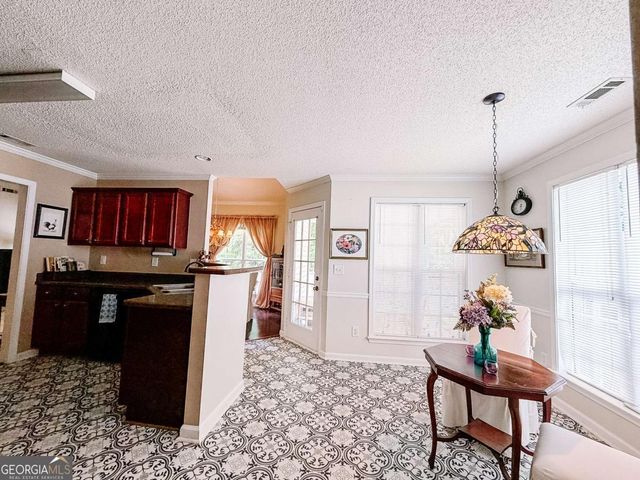 37 Claiborne Trail, Newnan, GA 30263