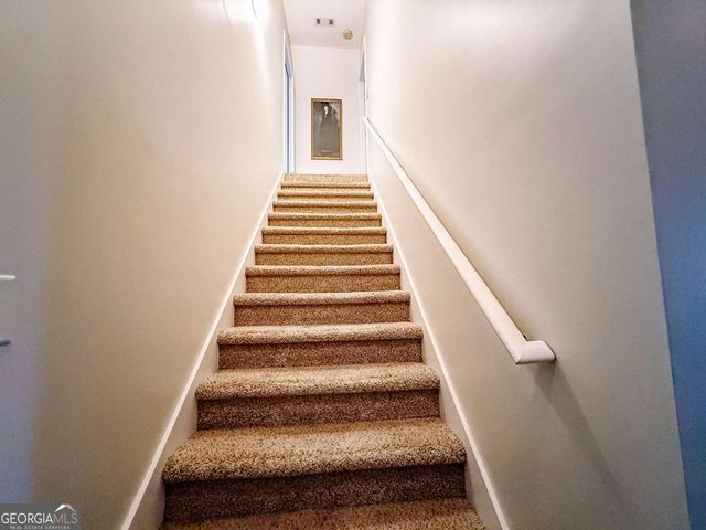 37 Claiborne Trail, Newnan, GA 30263