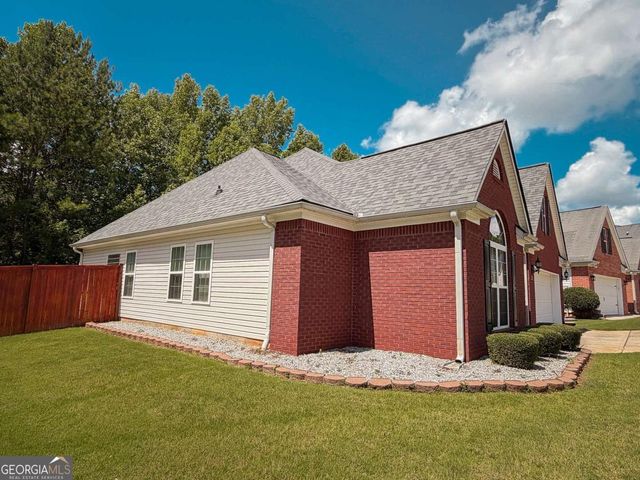 37 Claiborne Trail, Newnan, GA 30263