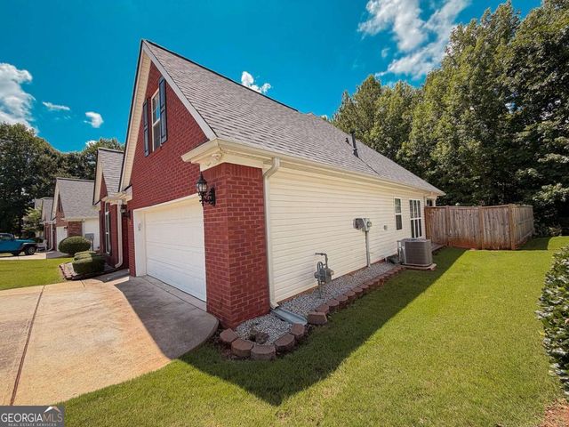37 Claiborne Trail, Newnan, GA 30263