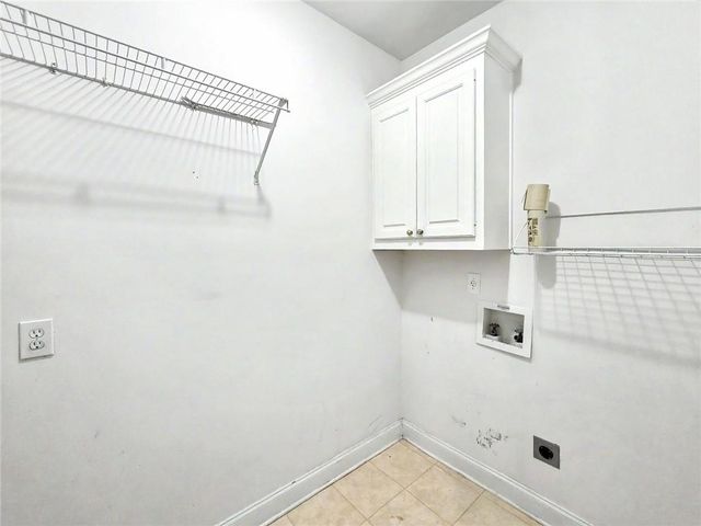 2340 Stockton Walk Lane, Snellville, GA 30078