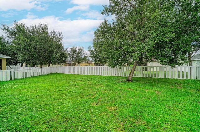 4907 BOSTON COMMON GLEN, Bradenton, FL 34211