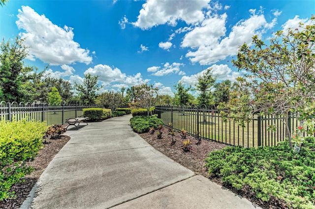 4907 BOSTON COMMON GLEN, Bradenton, FL 34211