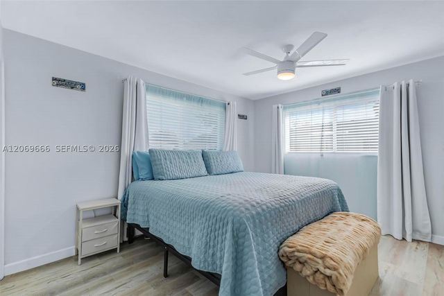 6270 NW 16th Ct, Sunrise, FL 33313