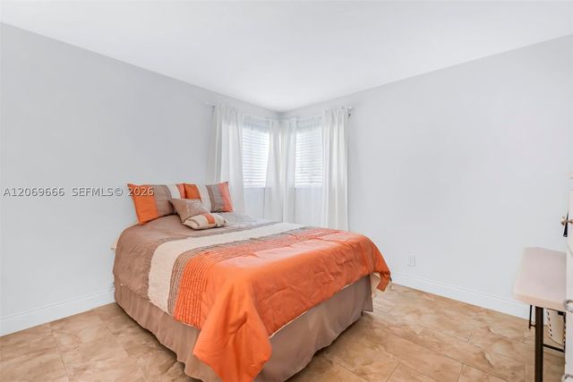 6270 NW 16th Ct, Sunrise, FL 33313