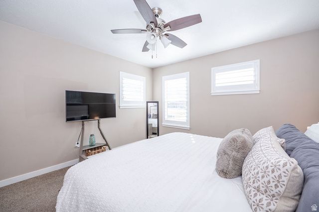 936 W SPRING CREEK LN, Farmington, UT 84025