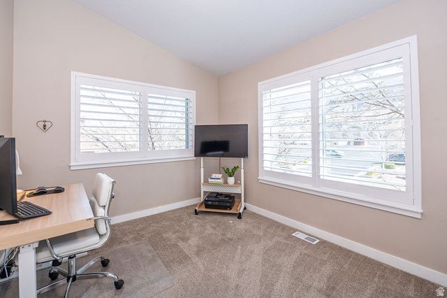 936 W SPRING CREEK LN, Farmington, UT 84025