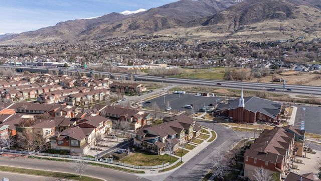 936 W SPRING CREEK LN, Farmington, UT 84025