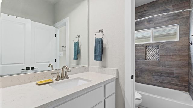2 Stone Creek CIR, Wimberley, TX 78676