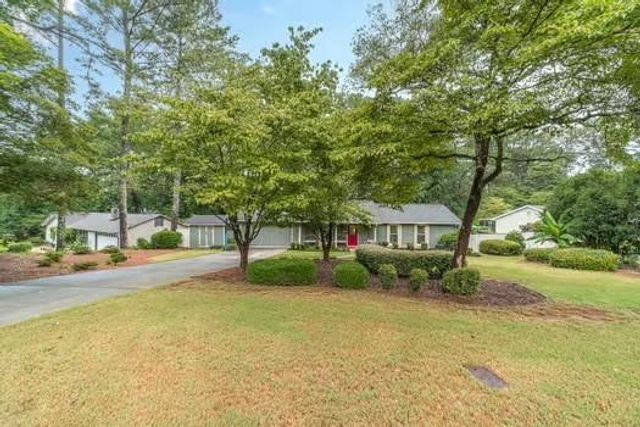 3203 Westbrook Trace, Lawrenceville, GA 30044
