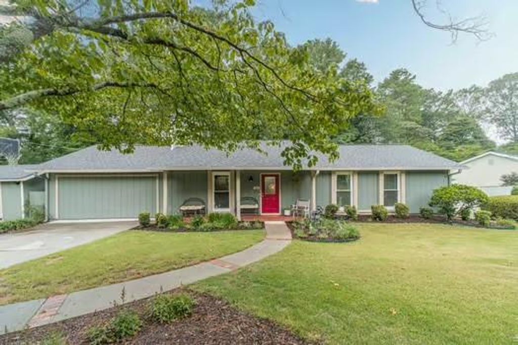 3203 Westbrook Trace, Lawrenceville, GA 30044