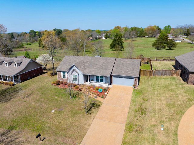 2110 Lakeshore Drive, Heber Springs, AR 72543