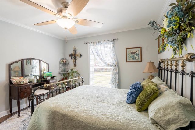 2110 Lakeshore Drive, Heber Springs, AR 72543