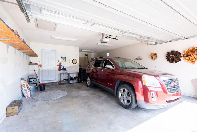 2110 Lakeshore Drive, Heber Springs, AR 72543