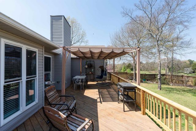 2110 Lakeshore Drive, Heber Springs, AR 72543