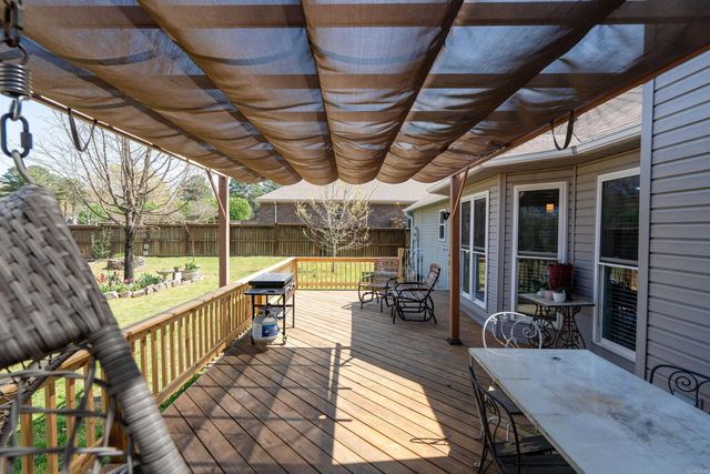 2110 Lakeshore Drive, Heber Springs, AR 72543