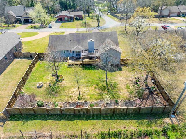 2110 Lakeshore Drive, Heber Springs, AR 72543