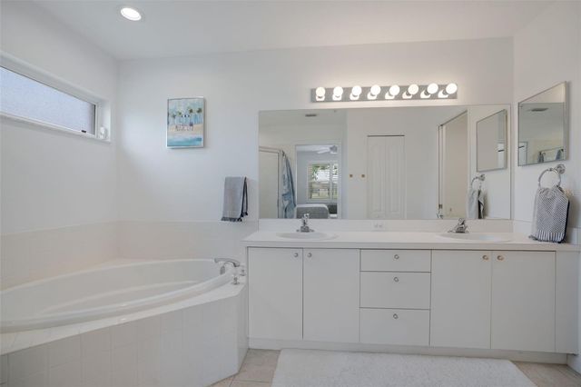 5290 HYLAND HILLS AVENUE 1916, Sarasota, FL 34241