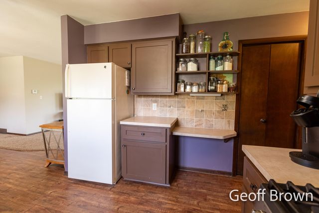 4145 11 Mile Road NE, Rockford, MI 49341