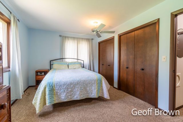 4145 11 Mile Road NE, Rockford, MI 49341