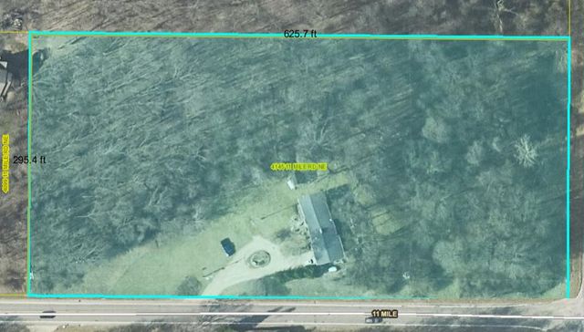 4145 11 Mile Road NE, Rockford, MI 49341