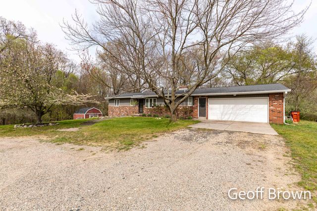 4145 11 Mile Road NE, Rockford, MI 49341