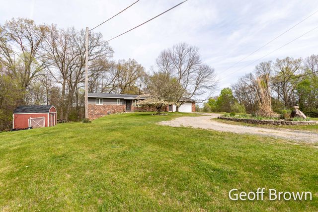 4145 11 Mile Road NE, Rockford, MI 49341