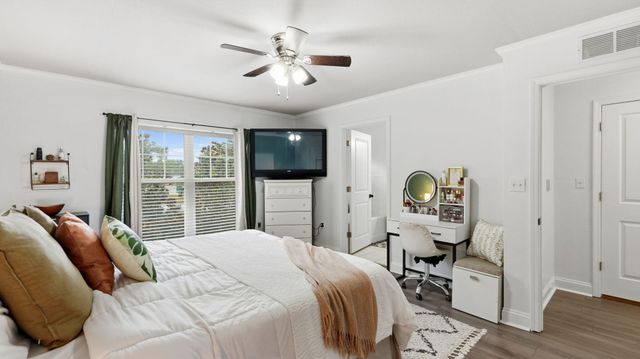 22 N Sand Palm Road 15, Freeport, FL 32439