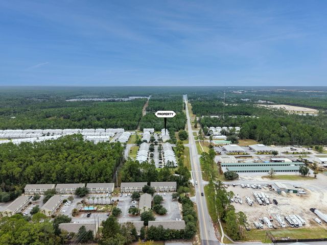 22 N Sand Palm Road 15, Freeport, FL 32439