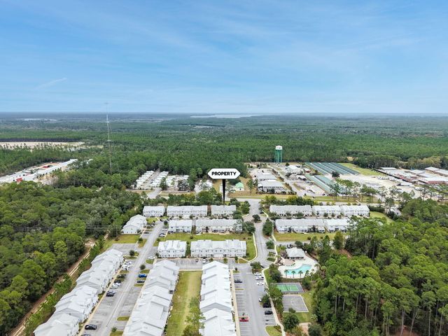 22 N Sand Palm Road 15, Freeport, FL 32439