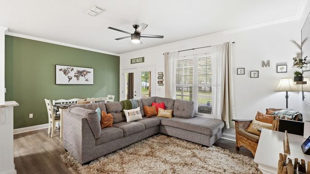 22 N Sand Palm Road 15, Freeport, FL 32439