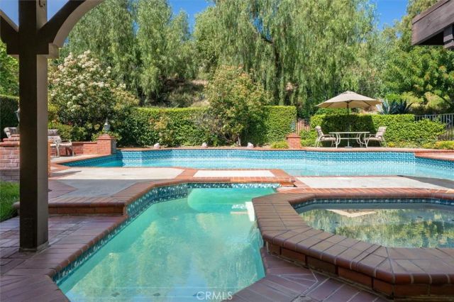 28239 Timothy Drive, Saugus, CA 91350