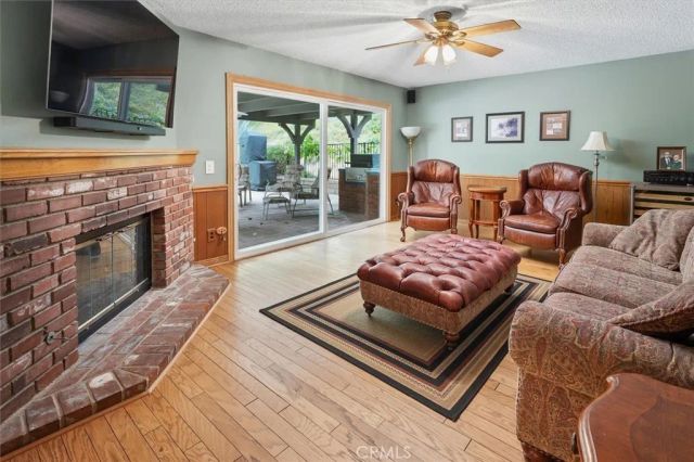 28239 Timothy Drive, Saugus, CA 91350