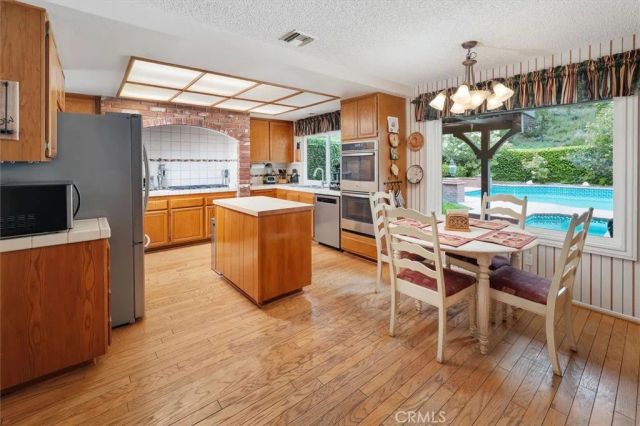 28239 Timothy Drive, Saugus, CA 91350