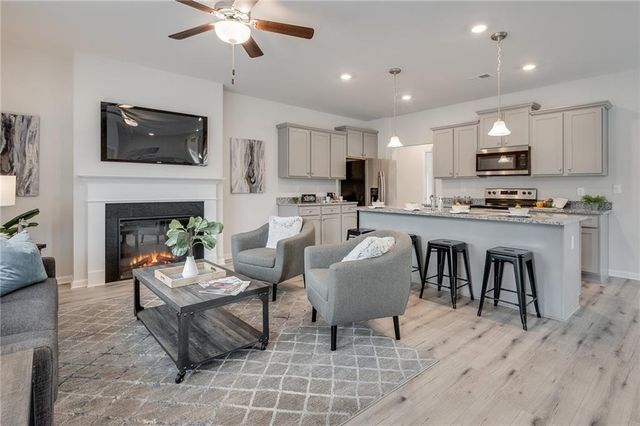 1709 Hillview Lane, Lithonia, GA 30058