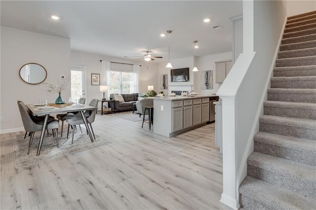 1709 Hillview Lane, Lithonia, GA 30058