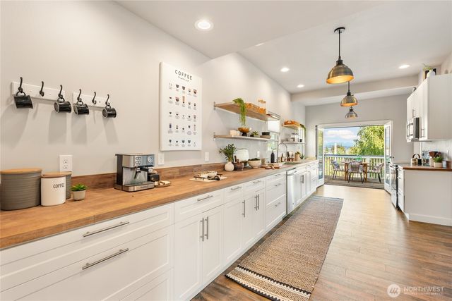 3413 Colby Avenue, Everett, WA 98201
