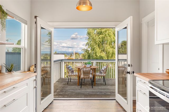 3413 Colby Avenue, Everett, WA 98201