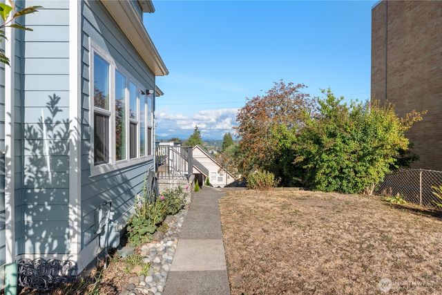 3413 Colby Avenue, Everett, WA 98201