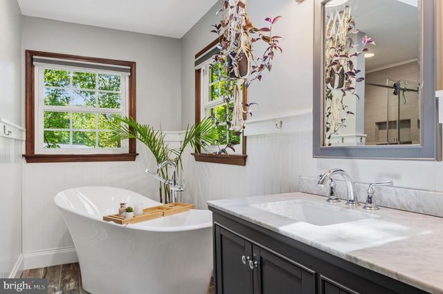 2023 STATE ROOM DR, Stafford, VA 22554
