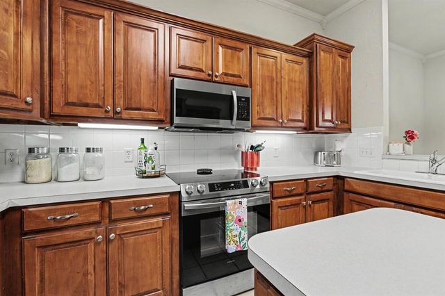 15419 Monarch Lane, Edmond, OK 73013