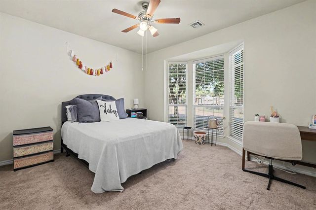 15419 Monarch Lane, Edmond, OK 73013