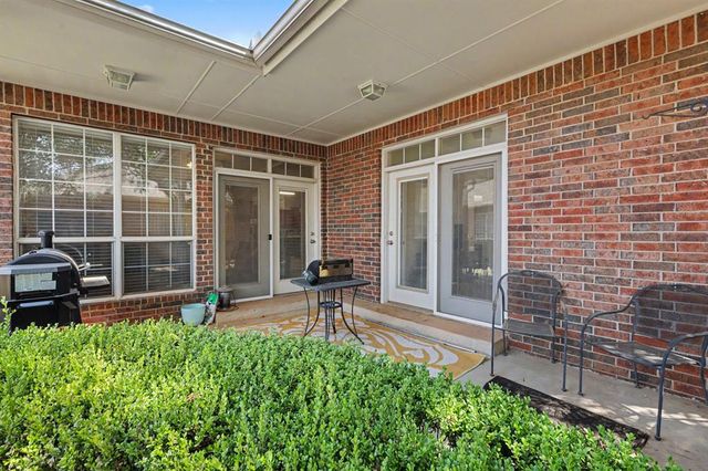 15419 Monarch Lane, Edmond, OK 73013