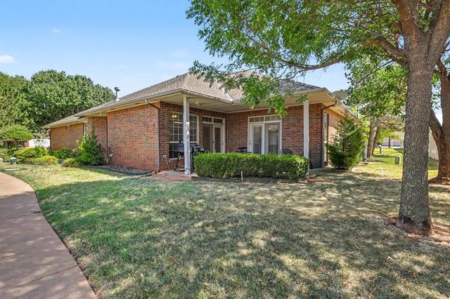 15419 Monarch Lane, Edmond, OK 73013