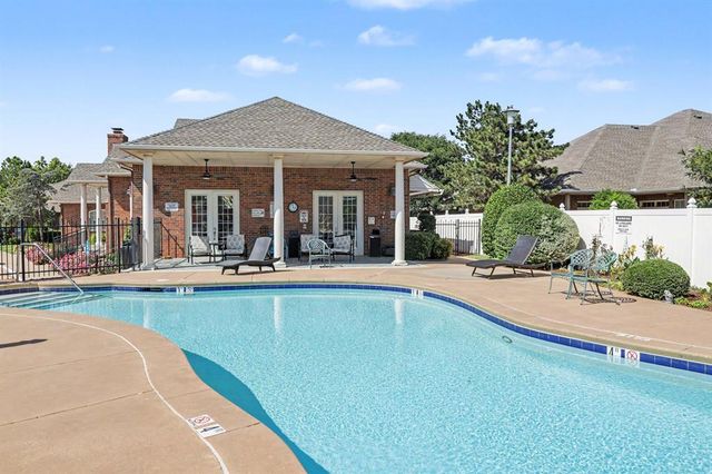 15419 Monarch Lane, Edmond, OK 73013
